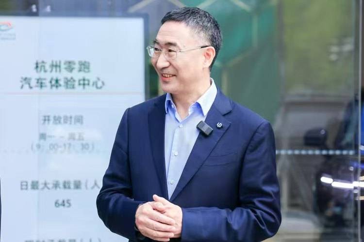 EX外汇平台行情李彦宏反思！承认不是所有的game百度都能玩赢